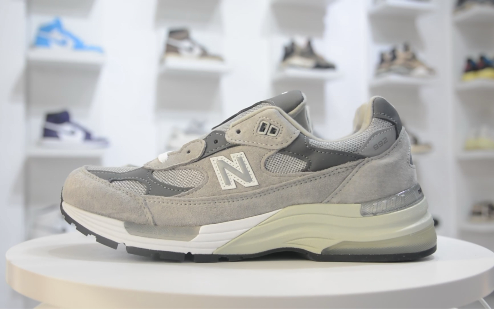 【权威实拍】new balance 992 元祖灰