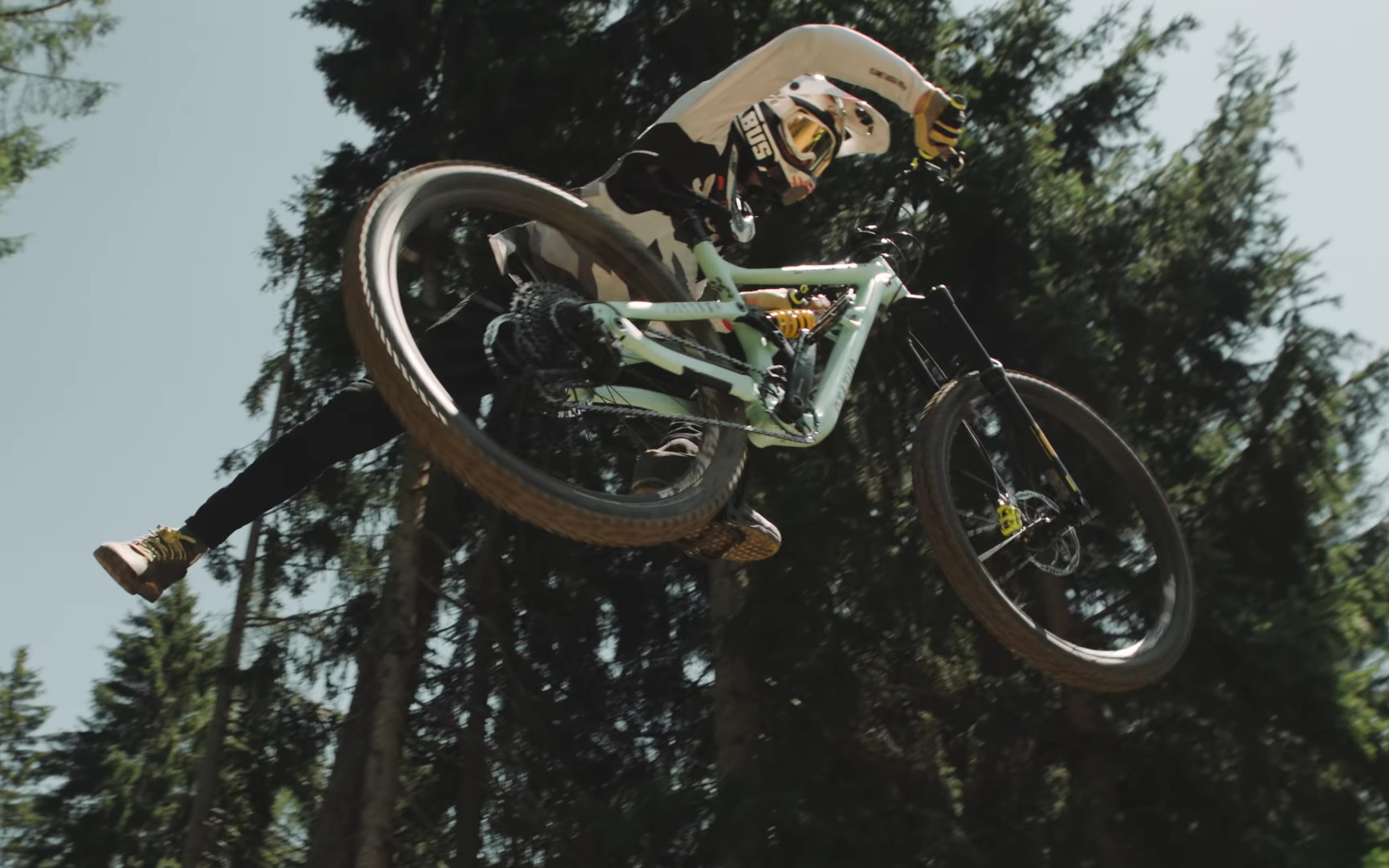 山地车的技术可以传染?法比奥弟弟也这么强?