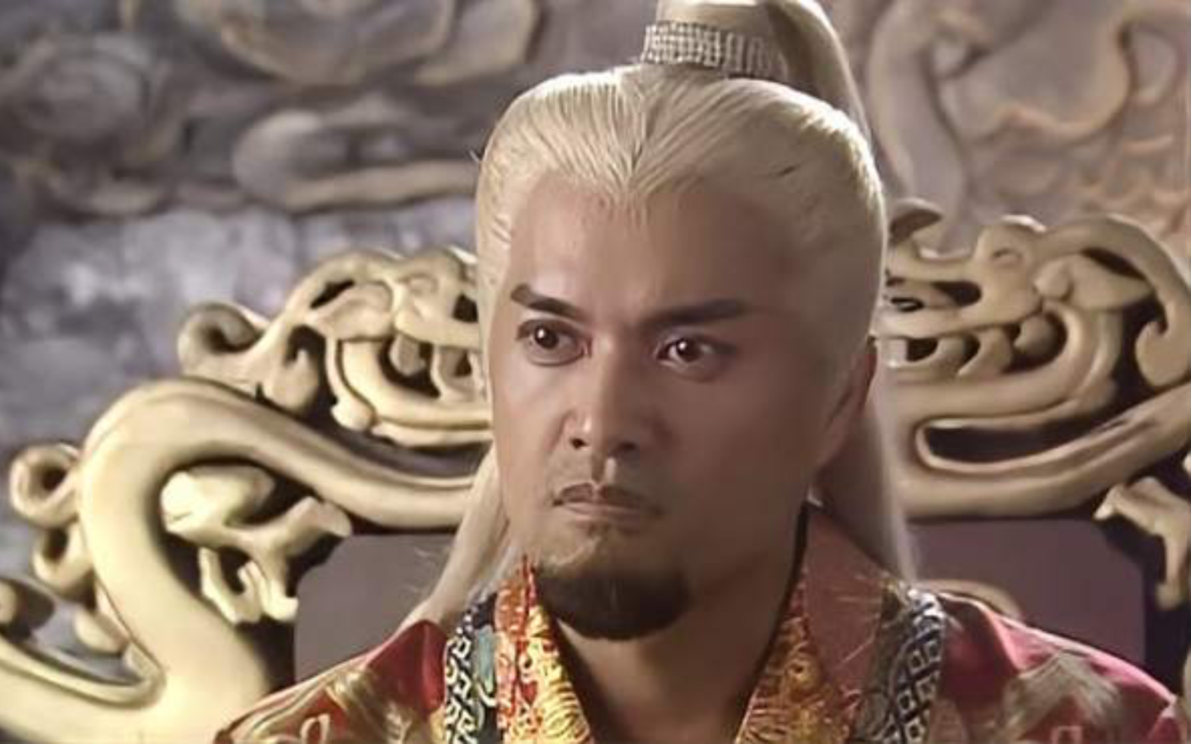 "1:官御天练成绝世武功!武林大会当日被赫连霸单挑算计,当场归西.