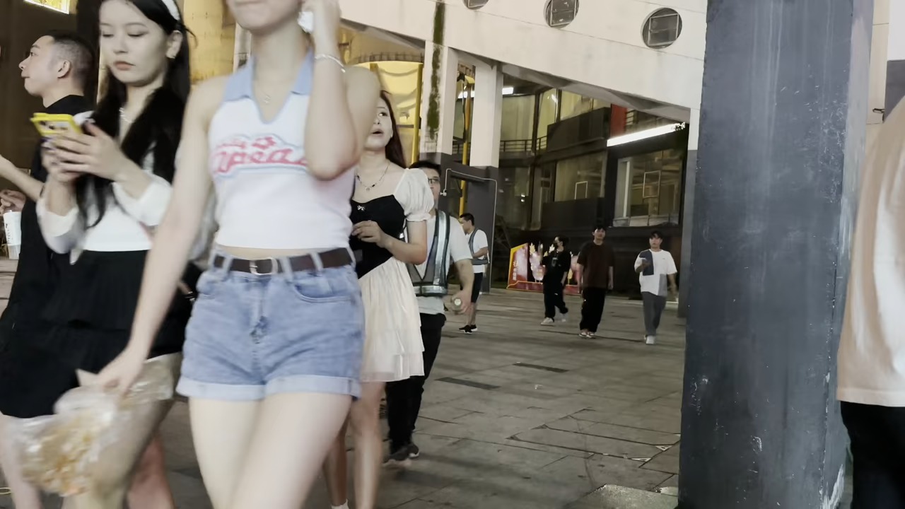 28-街拍廣州酒吧街 尋找最美的背影 street photography guangzhou