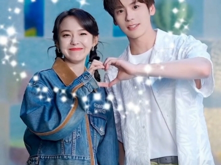 张佳宁魏哲鸣合体比心好甜