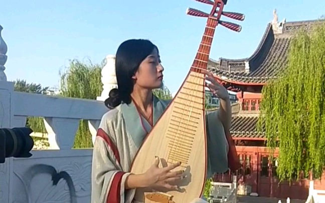 [图]爱汉服爱民乐 抓住夏末秋初的尾巴 琵琶弹一曲大浪淘沙