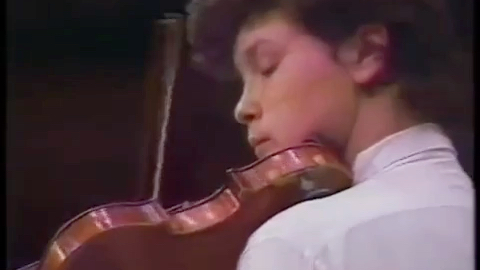 [图]维尼亚夫斯基 浮士德幻想曲 列宾 1986年日本巡演 Wieniawski Faust fantasie Op.20 Vadim Repin