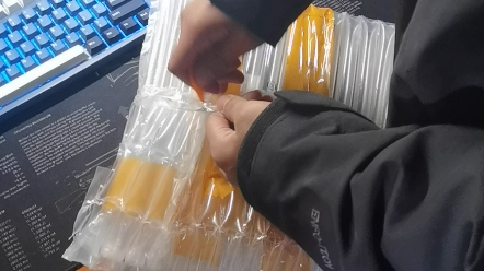 室友买到后封机了,乐死我了哈哈哈哈哈