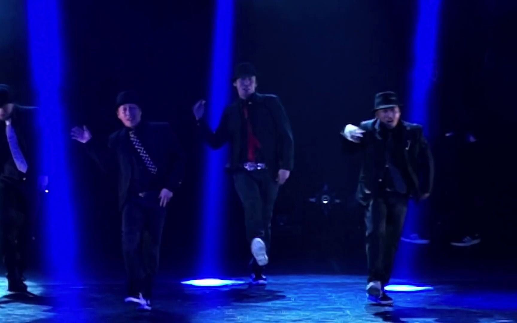 [图][搬运]Get Lucky- - Wrecking Crew Orchestra - STAGE - Dance Videos