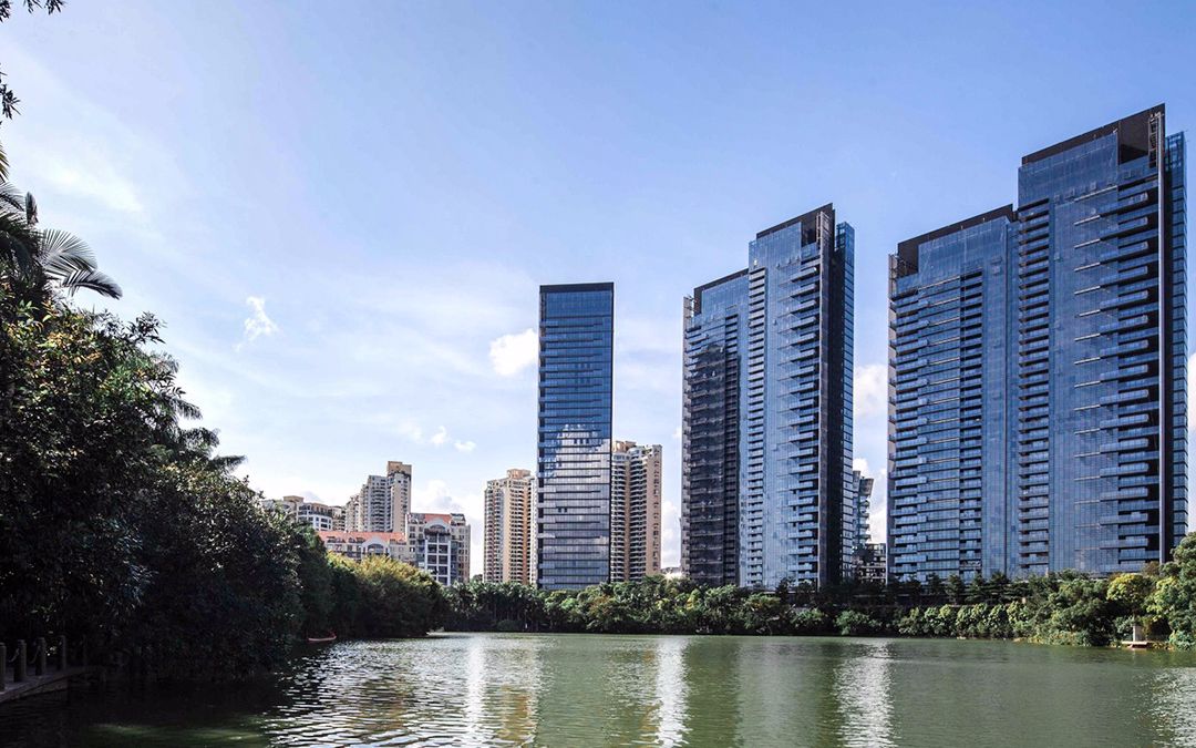 住欢乐谷旁顶跃,离天空很近,距幸福不远!i 深圳·新天鹅堡