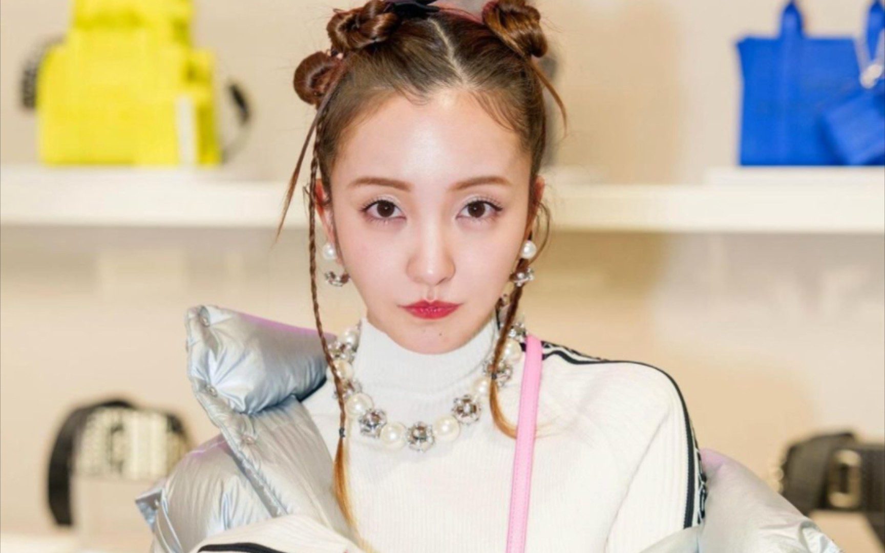 板野友美ins更新 脸还是一如既往地能打