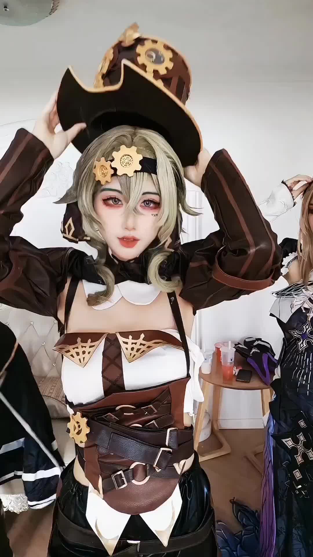 本魔术师一直都很聪明#cos #维尔薇 #阿波尼亚 #崩坏3 #逐火十三英桀