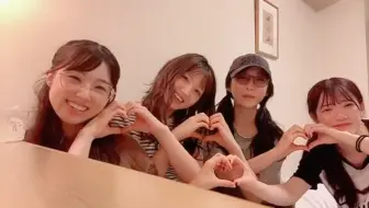 Video herunterladen: 20241003晚岩立沙穗生日直播（with村山彩希、小栗有以、武藤小麟）