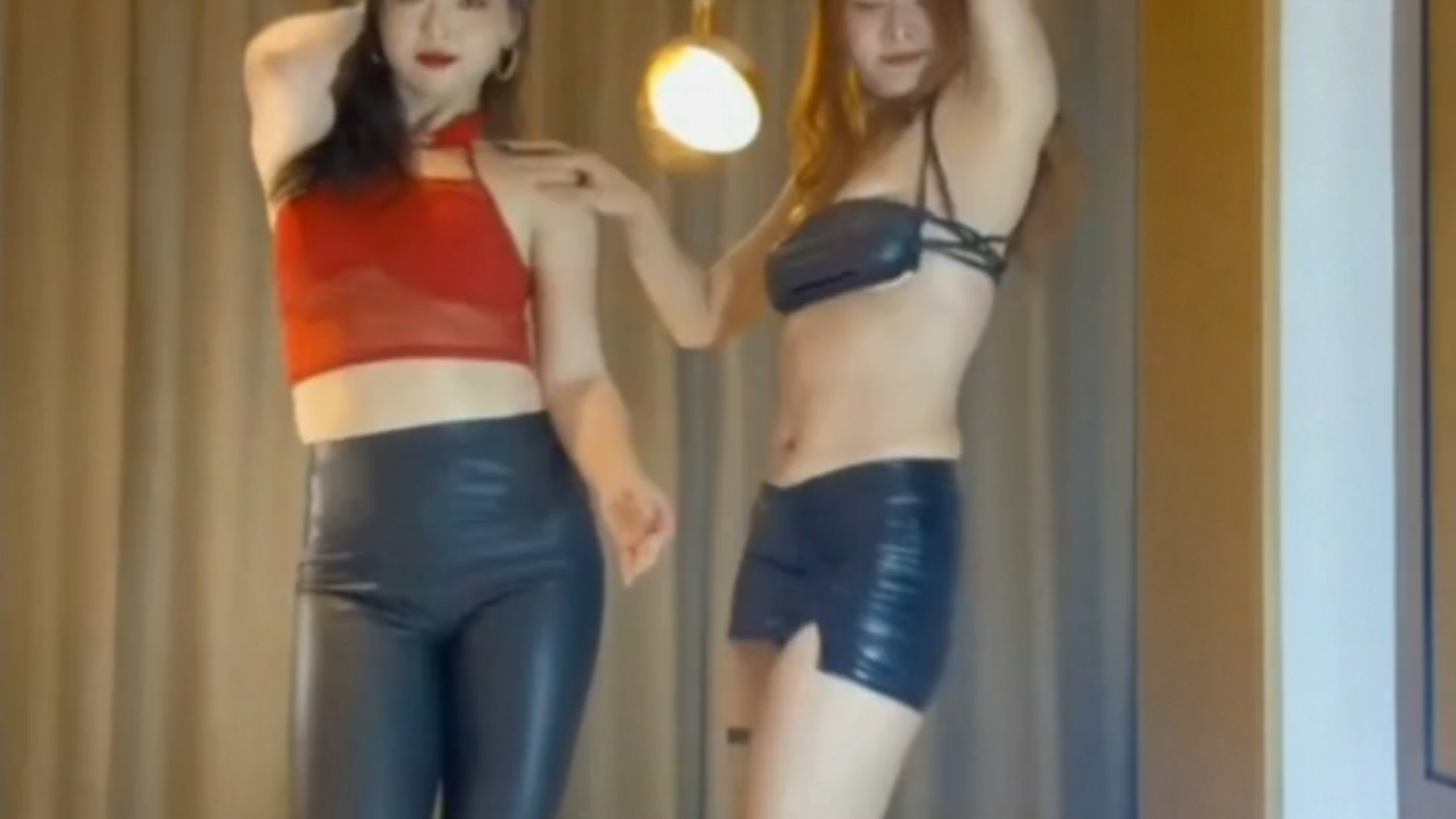 哈喽～～