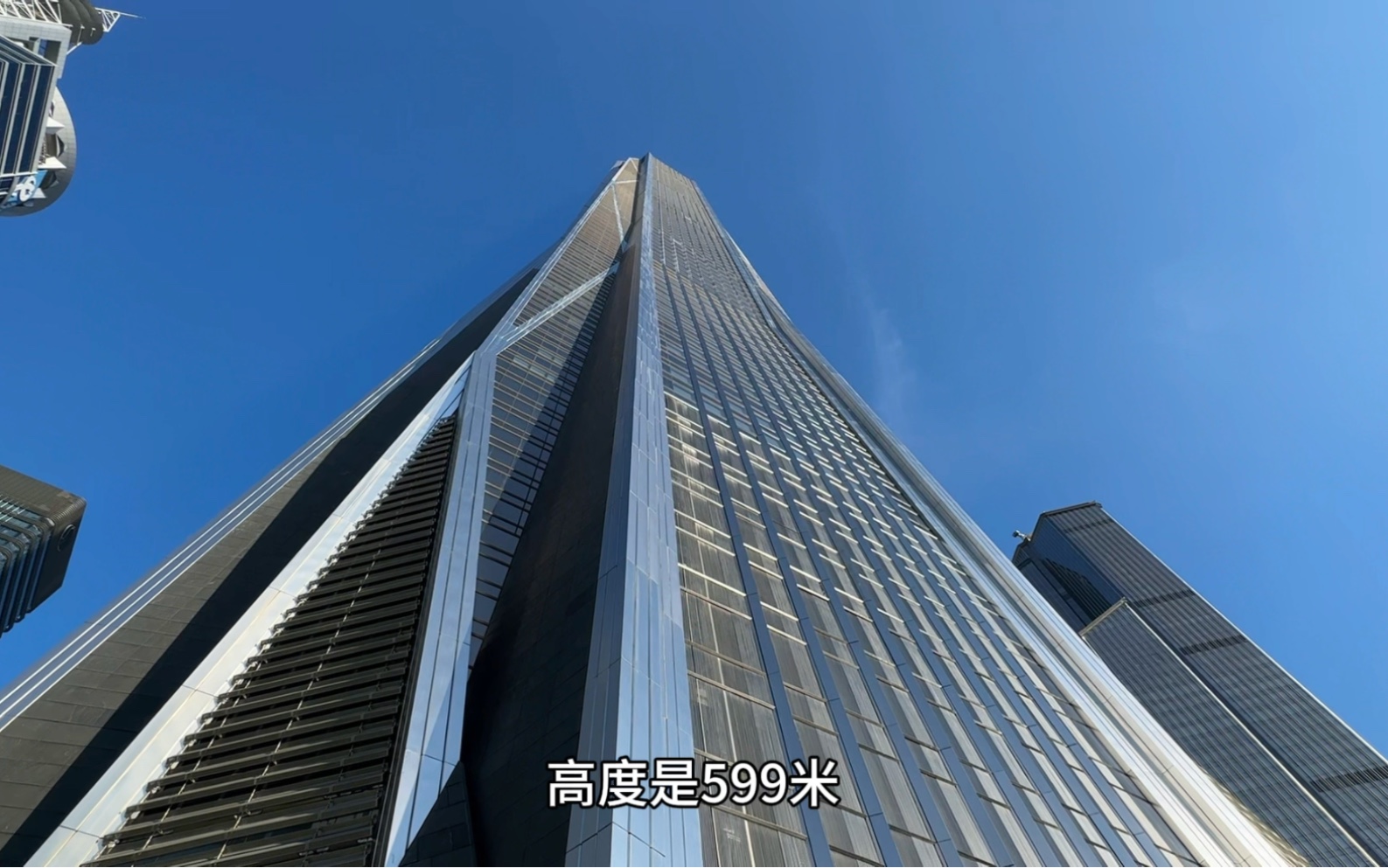 深圳第一高楼平安大厦,门票200块,上去看看是什么样?