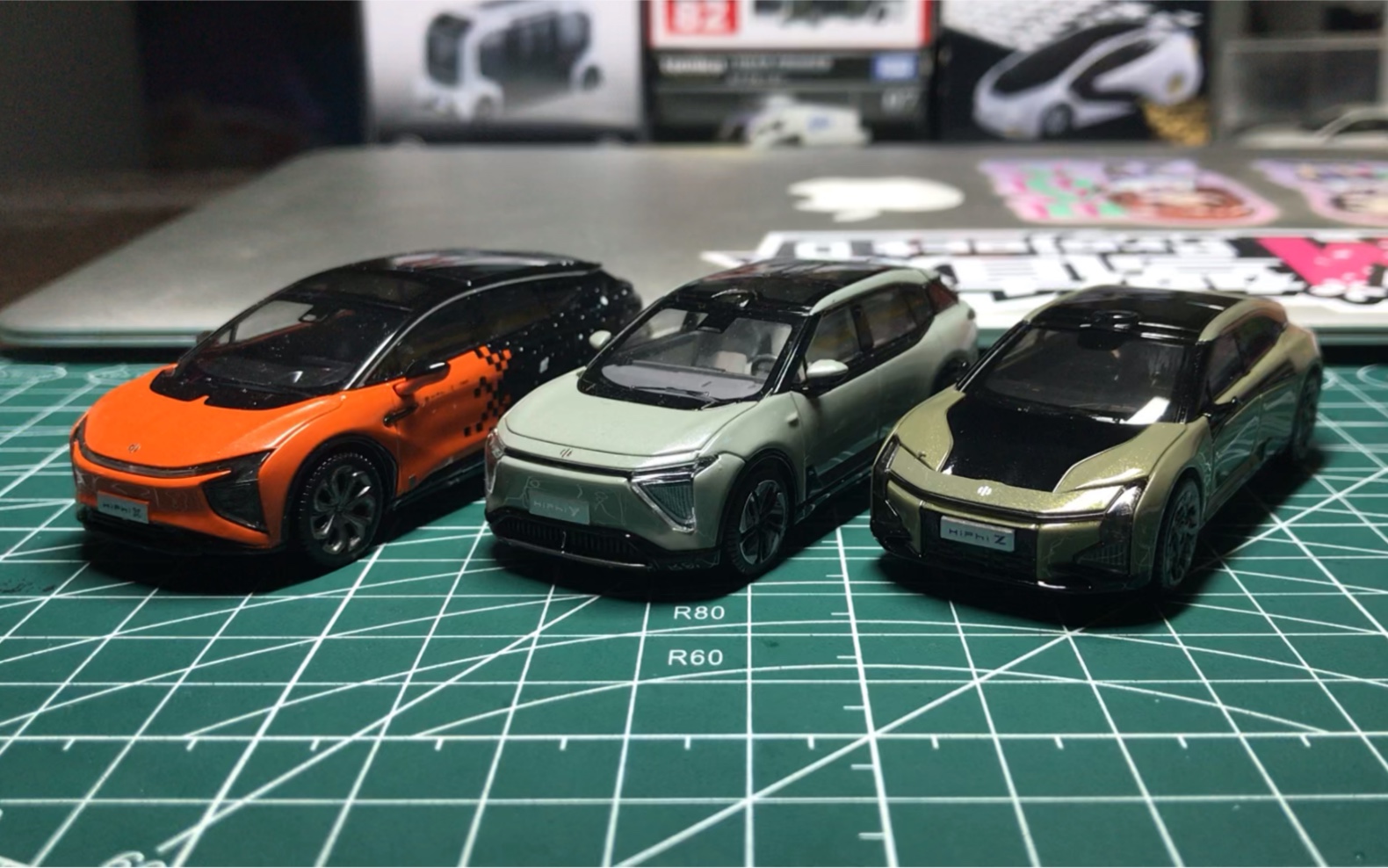 高合原厂1:64hiphix y z车模