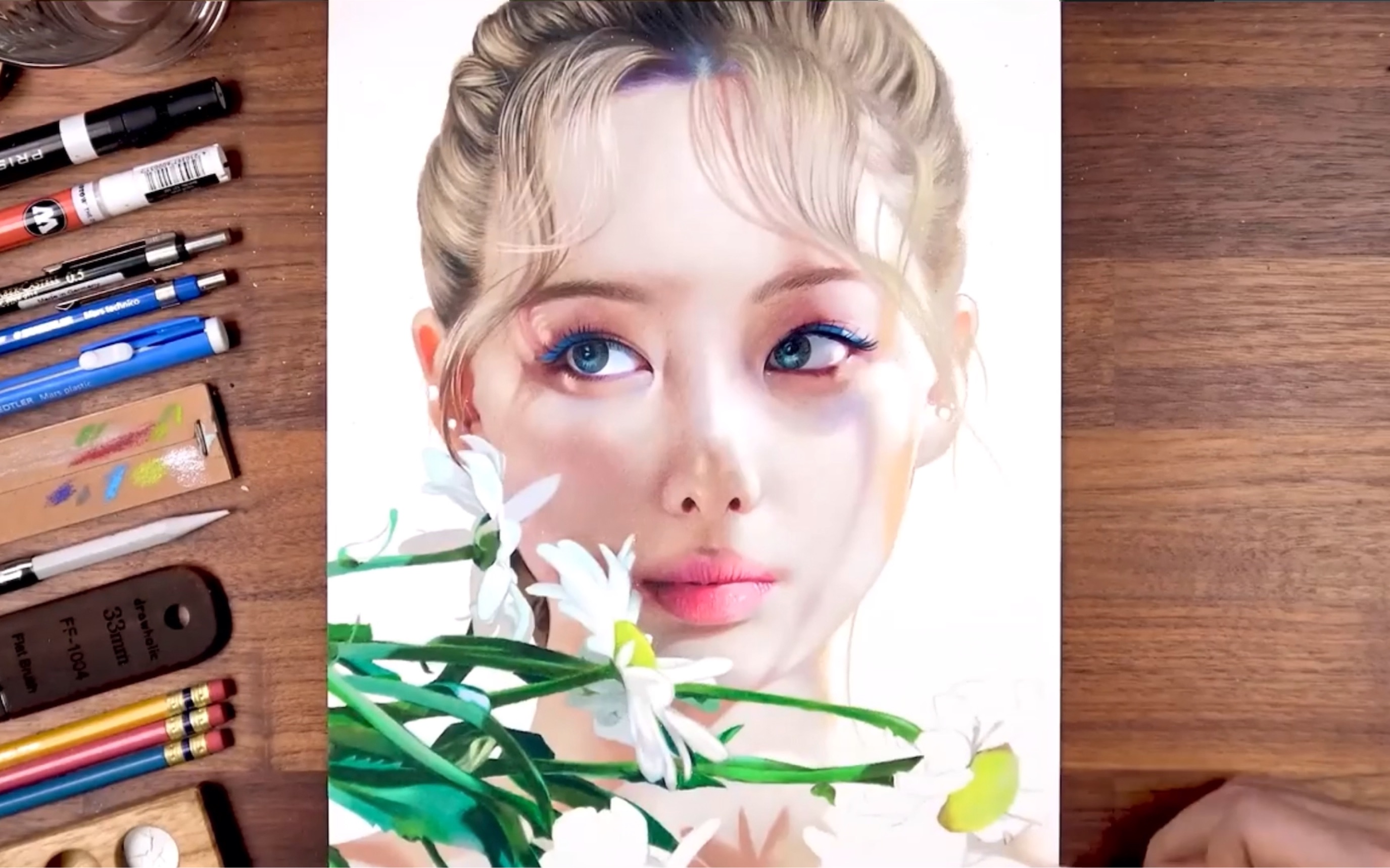 从眼睛开始,画一张完美的彩铅人像 2【彩铅超写实肖像画】