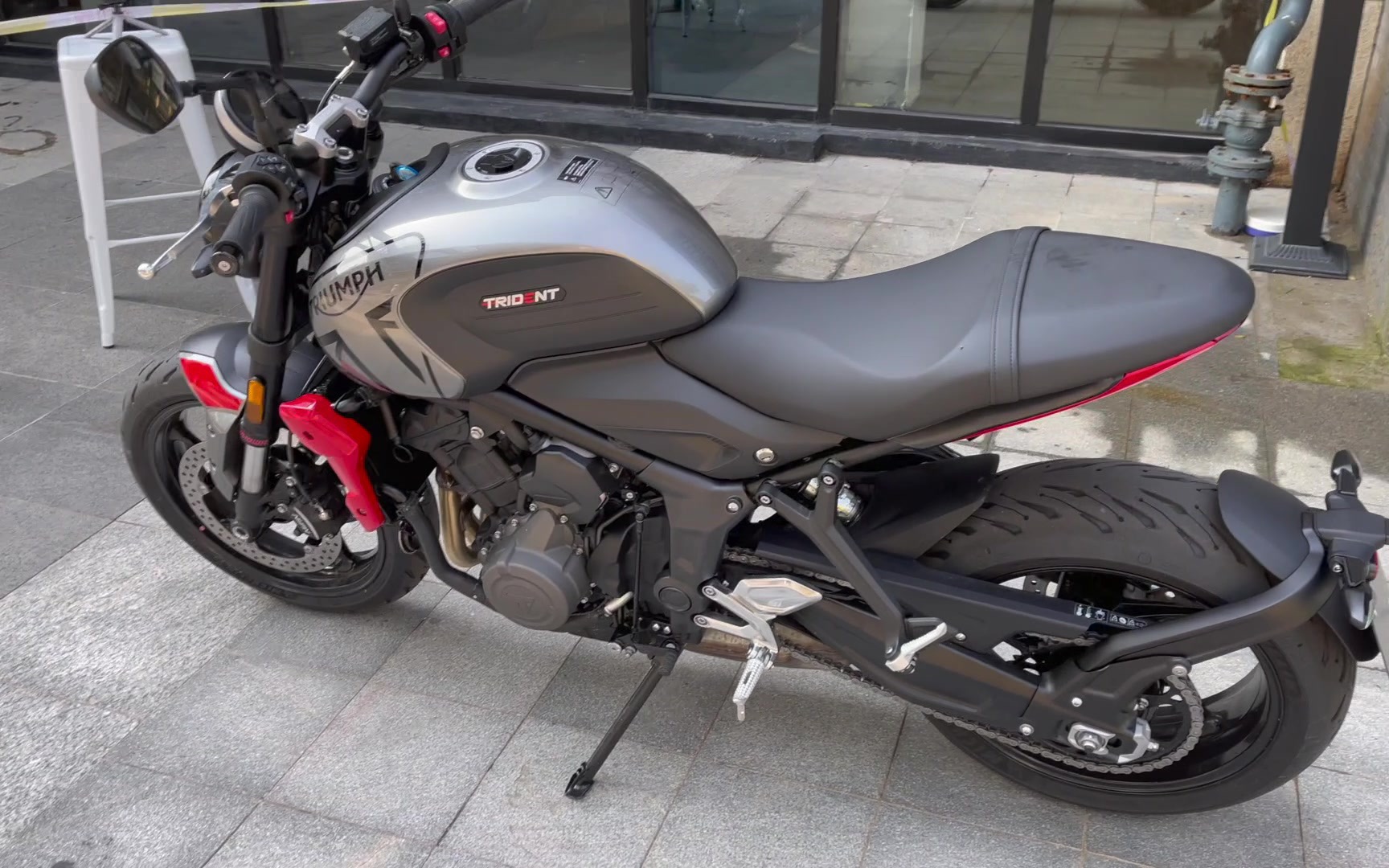 凯旋triumph 三叉戟660简单评测_哔哩哔哩_bilibili