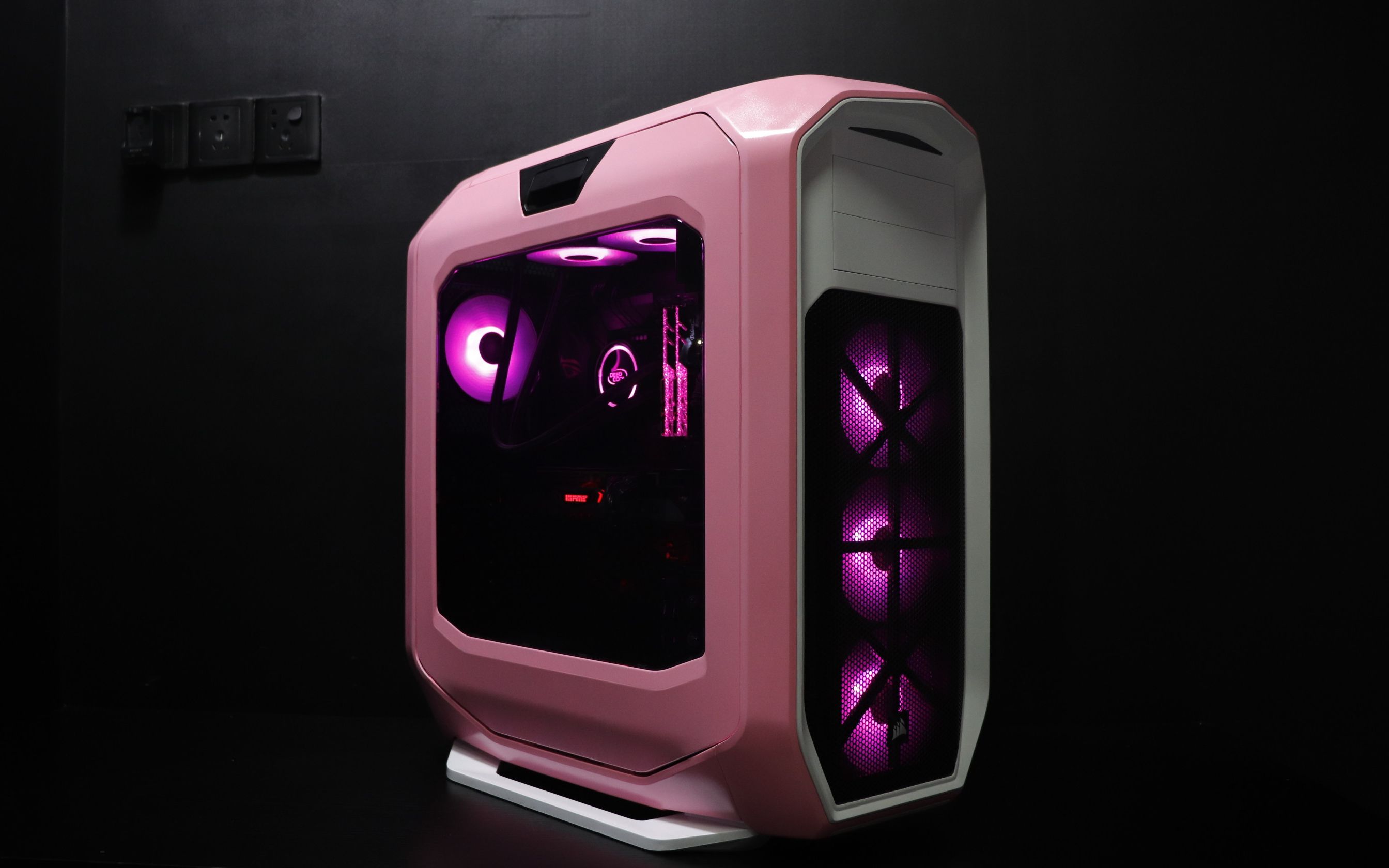 海盗船780t一体式水冷电脑主机,dva兔子主题定制粉色