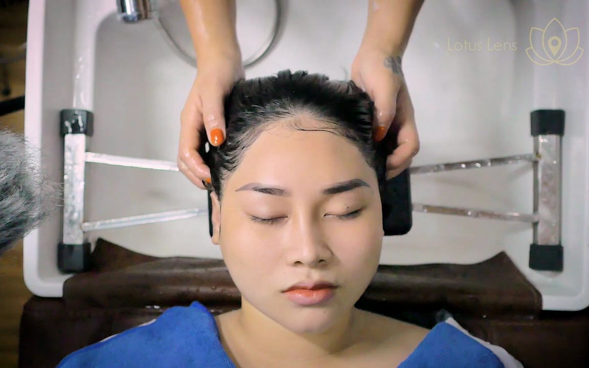 【沉浸式洗头】在新开的美发沙龙洗头发和按摩很容易舒服的睡着