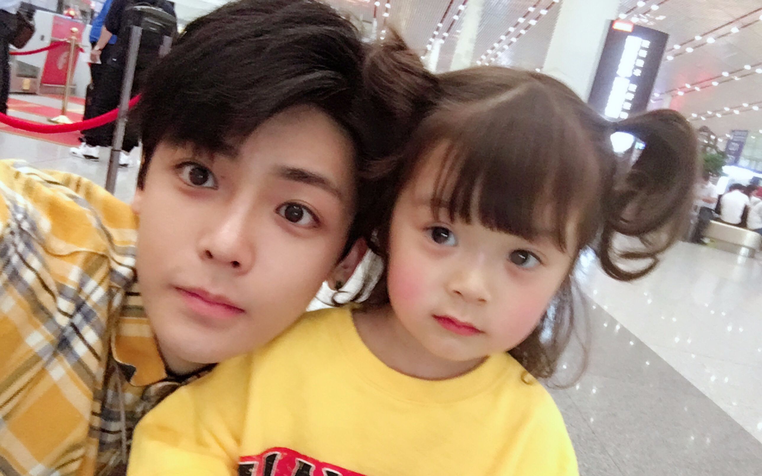 侯明昊哈琳  是你>混剪_哔哩哔哩 (゜-゜)つロ 干杯~-bilibili