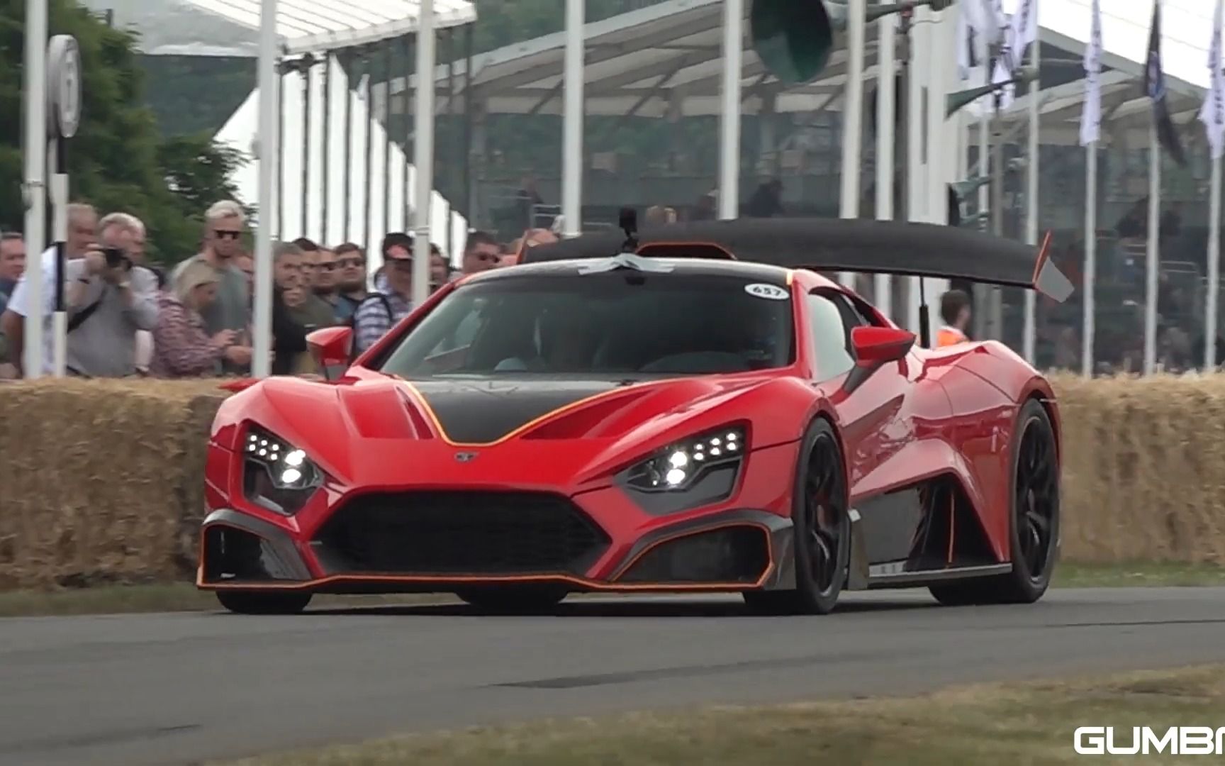 1200马力 zenvo tsr-s 带主动航空翼!双增压5.8l v8音效!