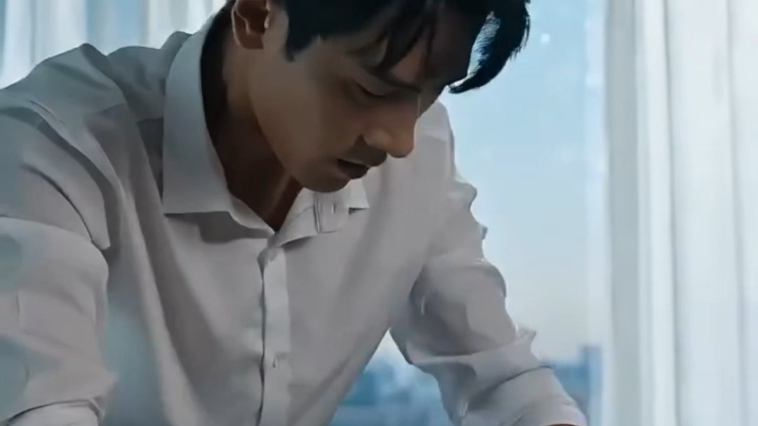 暴雨末世重生，全靠办公助理救我狗命