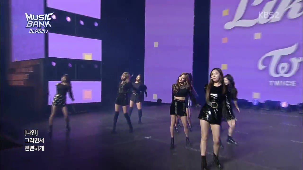 [图]【精选舞台】TWICE180411 LIKEY + Cheer up + TT 音乐银行in智利