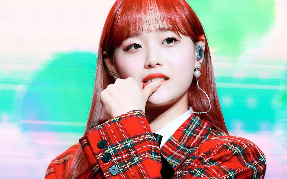 【本月少女金智雨】181125 loona studio chuu 饭拍合集_哔哩哔哩 (゜