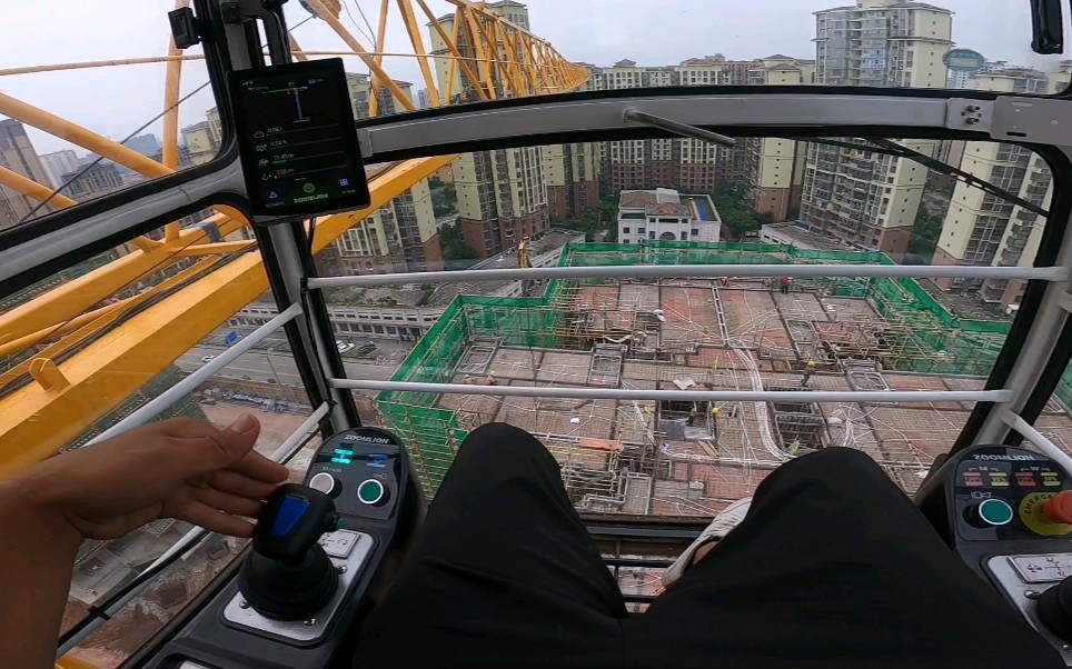 工地变频塔吊跟反档机的区别就这么简单,除了大臂不同其他都一样