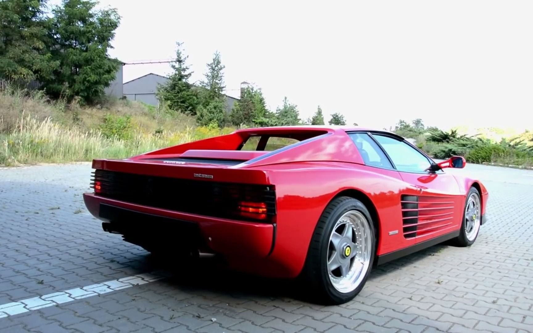 【最美超跑之一】法拉利特斯塔罗萨声浪合集_哔哩哔哩 (゜-゜)つロ