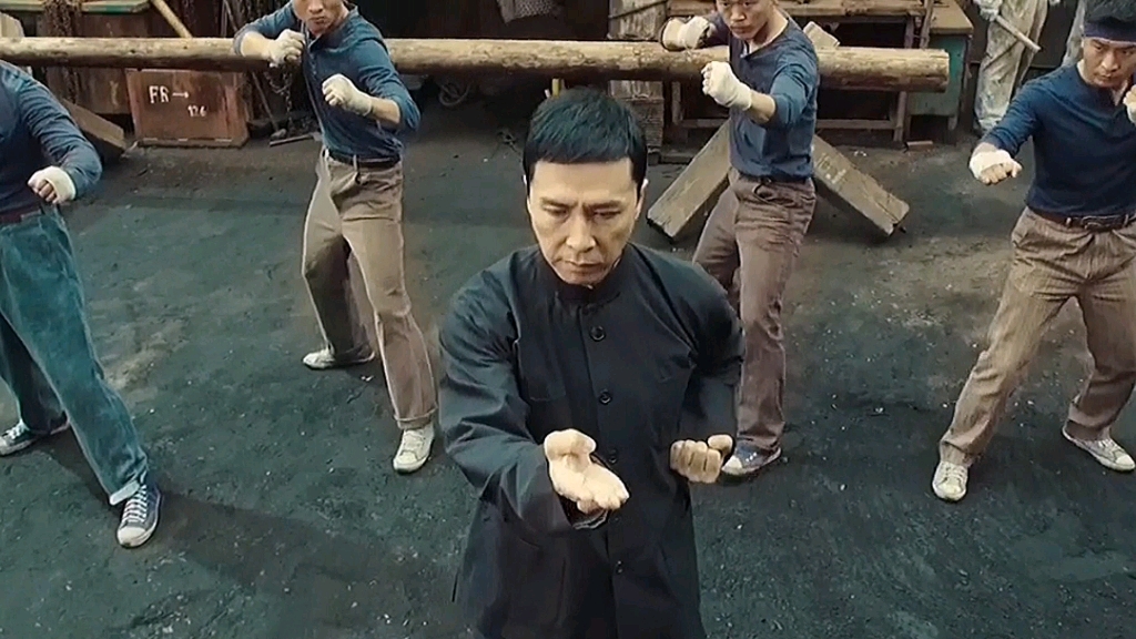 活动  甄子丹让你知道一下 什么是咏春 什么是功夫