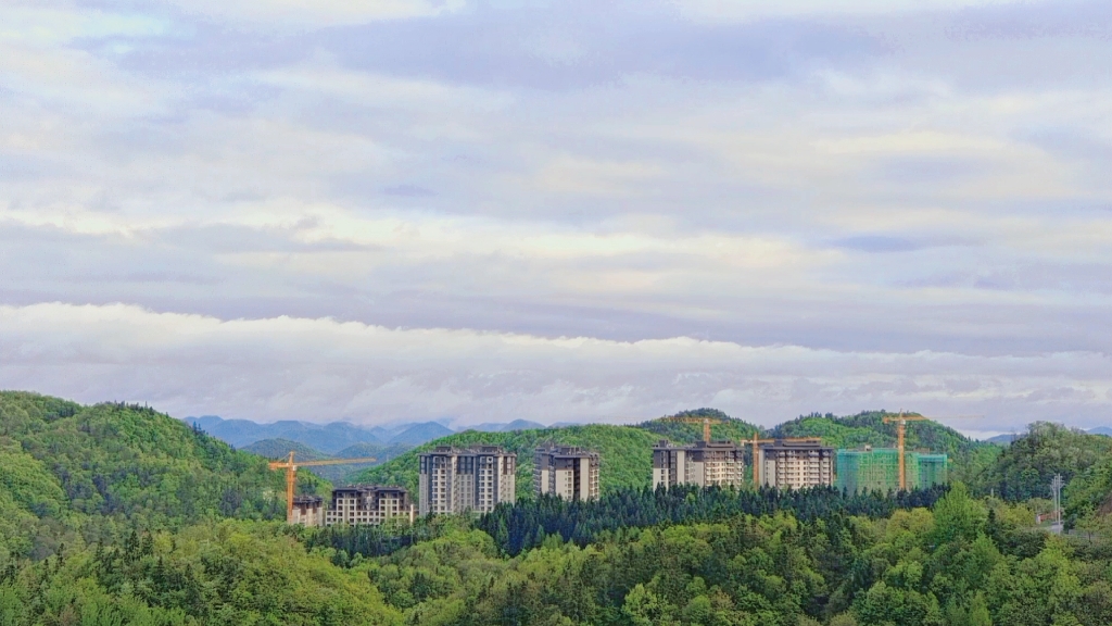 野三关源梦森林小镇