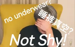 Descargar video: 关于李糯的睡裤—真空？no underwear？