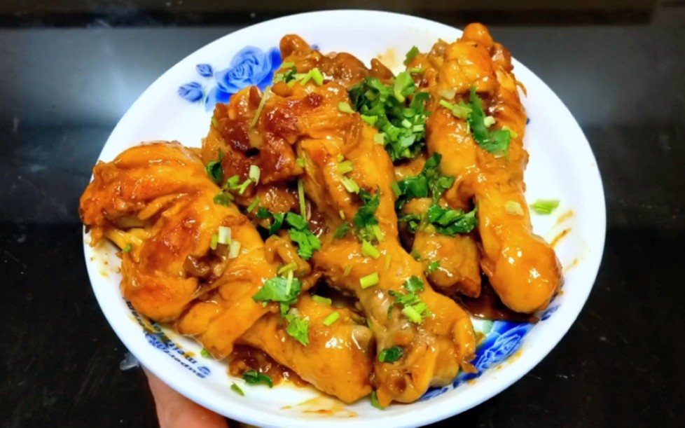 卤鸡腿的家常做法,鲜嫩多汁,好吃入味,吃的停不下来