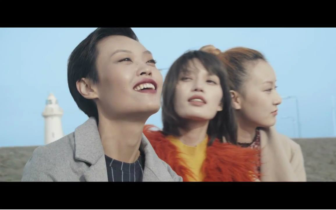 [图]Blake - Walking To The Sun - Music Video for 爱上超模TV Show Chi