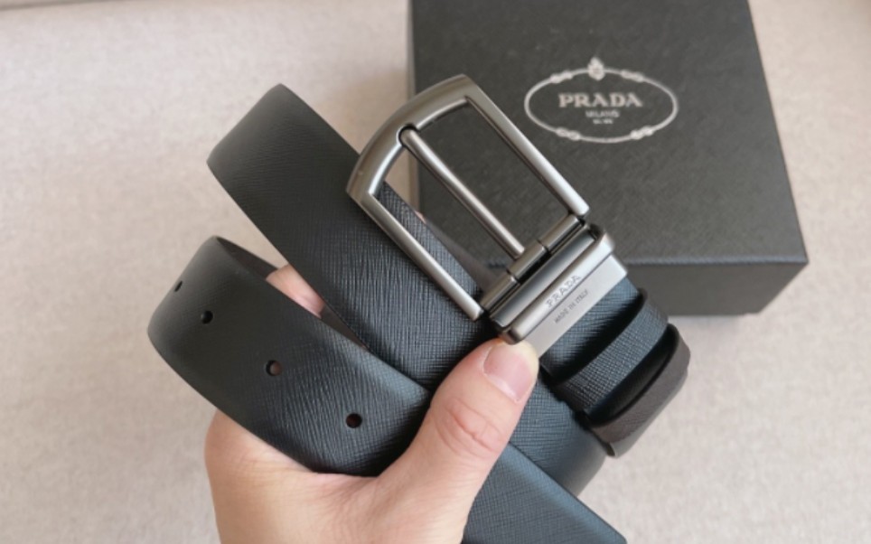 prada男士休闲皮带,时尚百搭35mm款,视频介绍真假对比