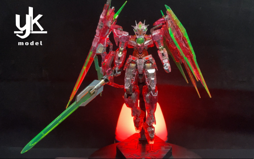 【佛系撸胶】【模型手涂】万代rg00全刃式高达三红彩透,手涂内构制作