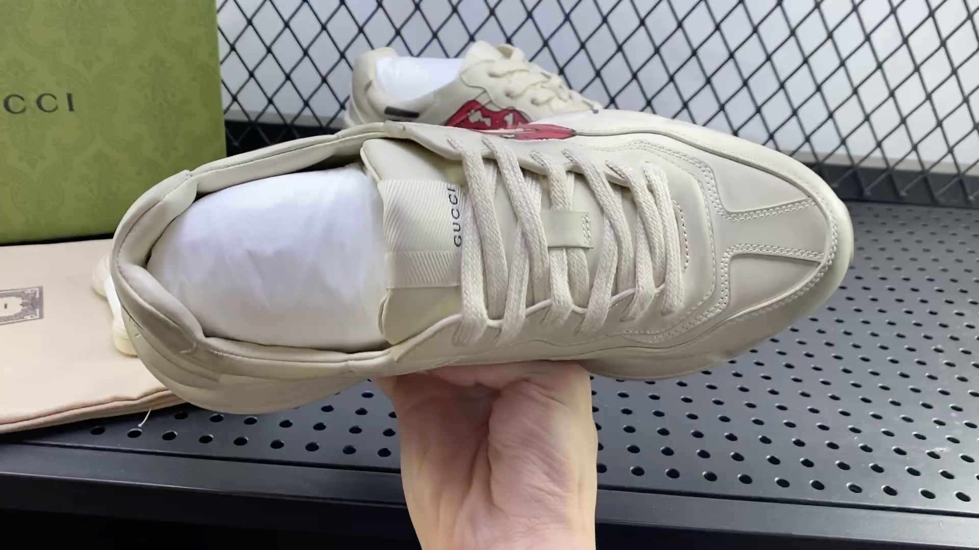 古驰rhyto老爹鞋舌头