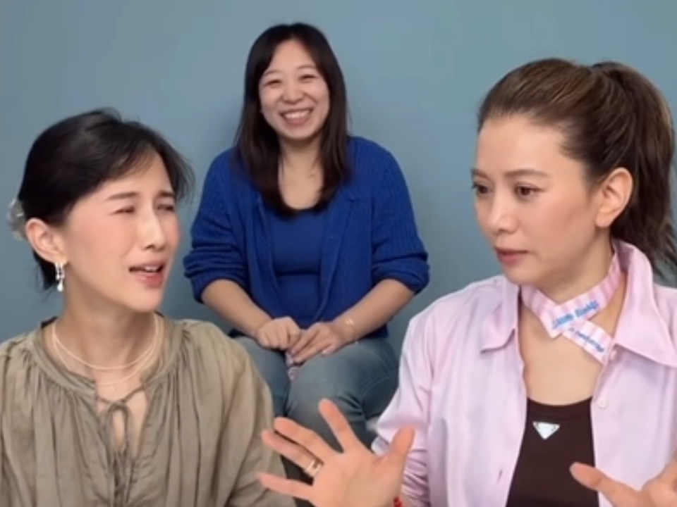 哈哈哈哈哈哈袁咏仪吐槽蔡少芬普通话这段太搞笑了：你能不能换个人跟我比哈哈哈哈