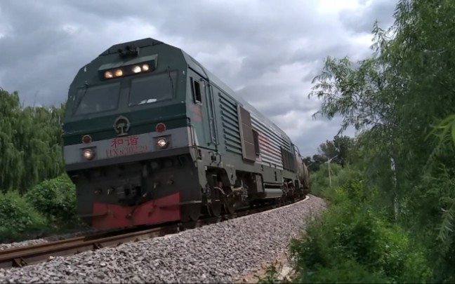 [沈局锦段hxn3 0229] 魏塔线上行41566次摘挂列车柳树屯站摘挂作业