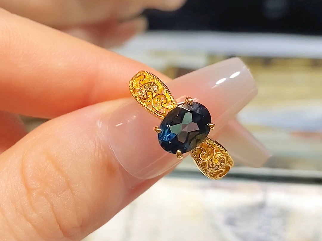 这件真的绝了!首饰盒里的王炸黄金蓝宝石