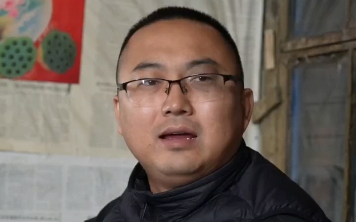 神秘的黑衣人10