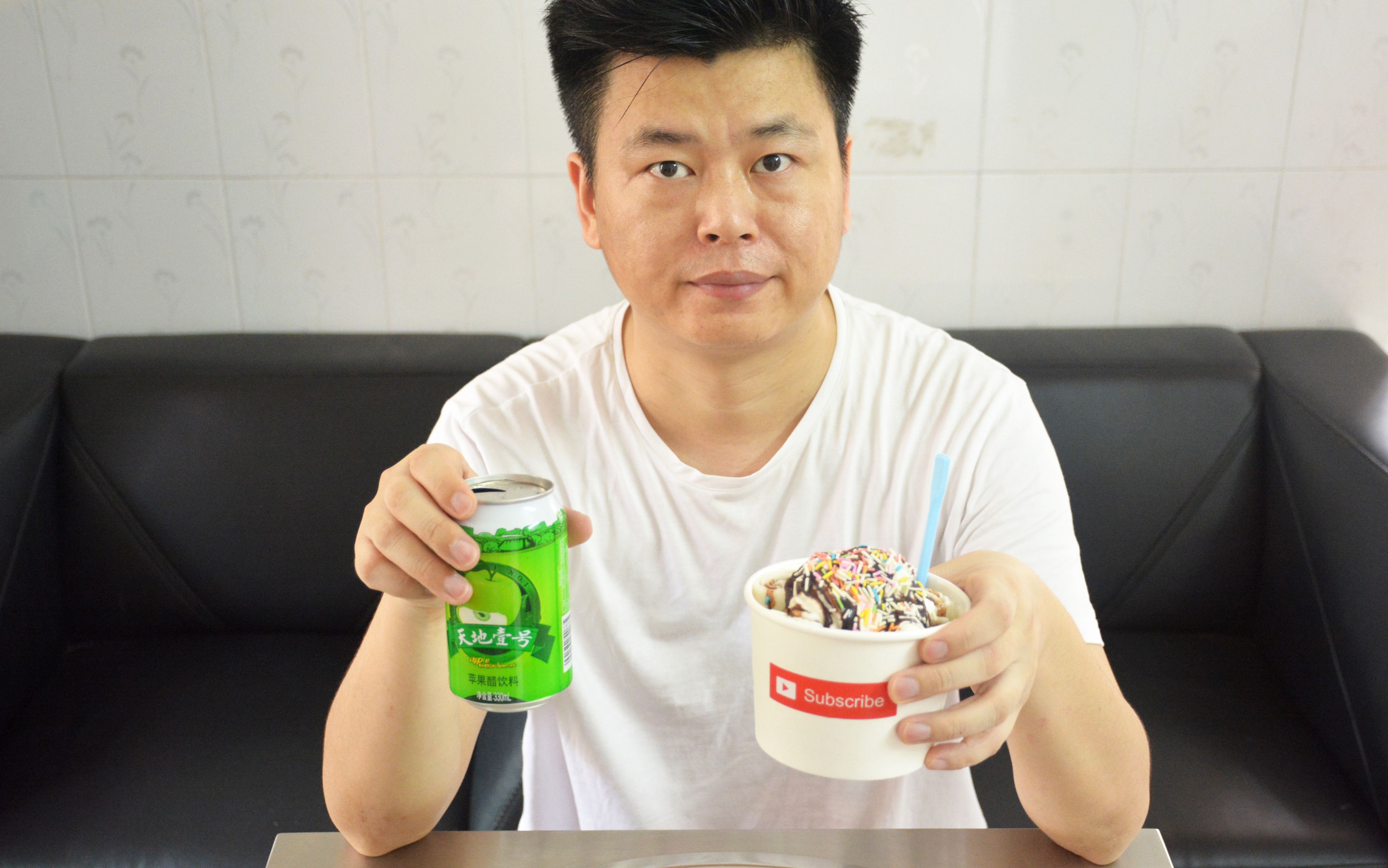 麒麟哥教你用天地一号diy冰淇淋卷|清凉解暑|赶紧学起来_哔哩哔哩 (゜