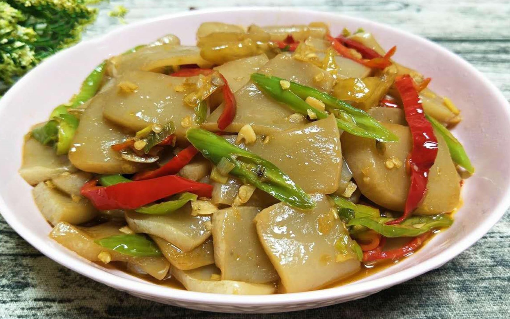 四川人喜欢的泡椒魔芋豆腐,酸辣开胃超下饭,在外地吃不到的味道