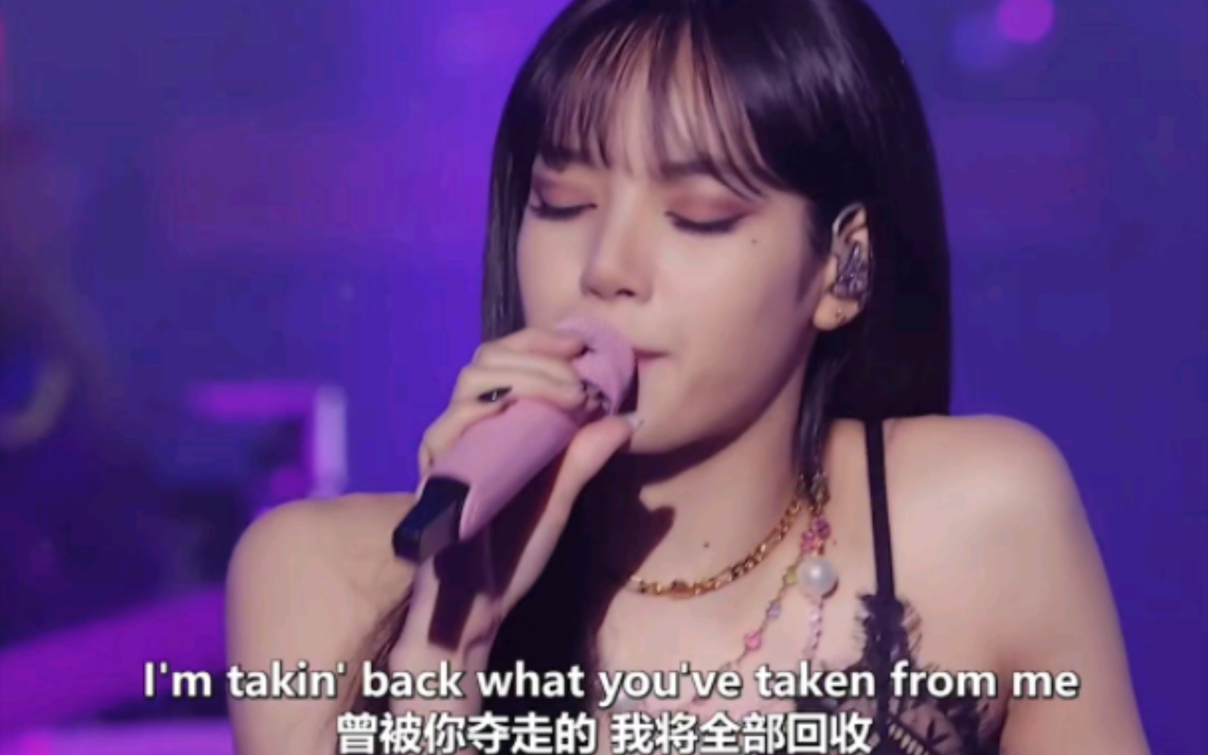 lisa这段rap真的好拽好飒,最后这白眼绝了