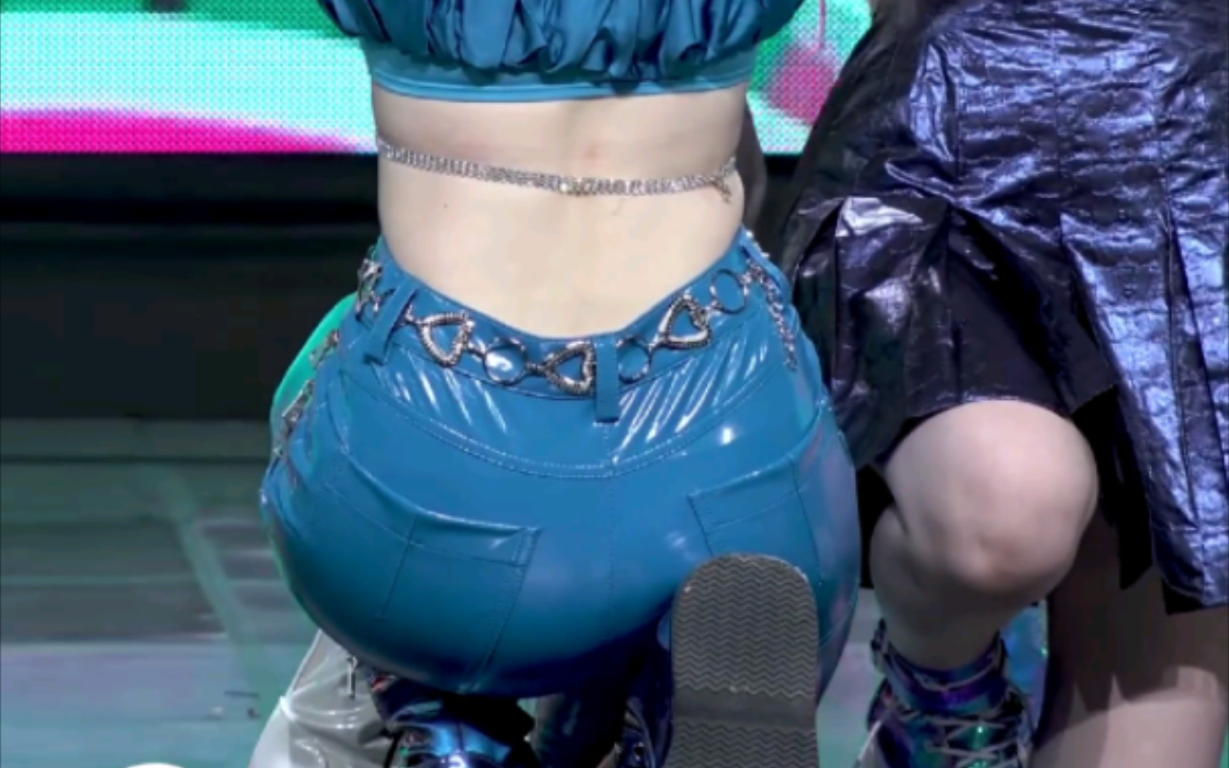 看多了短裙短裤,看看皮裤吧,不一样的美,女团舞蹈,饭拍,直拍