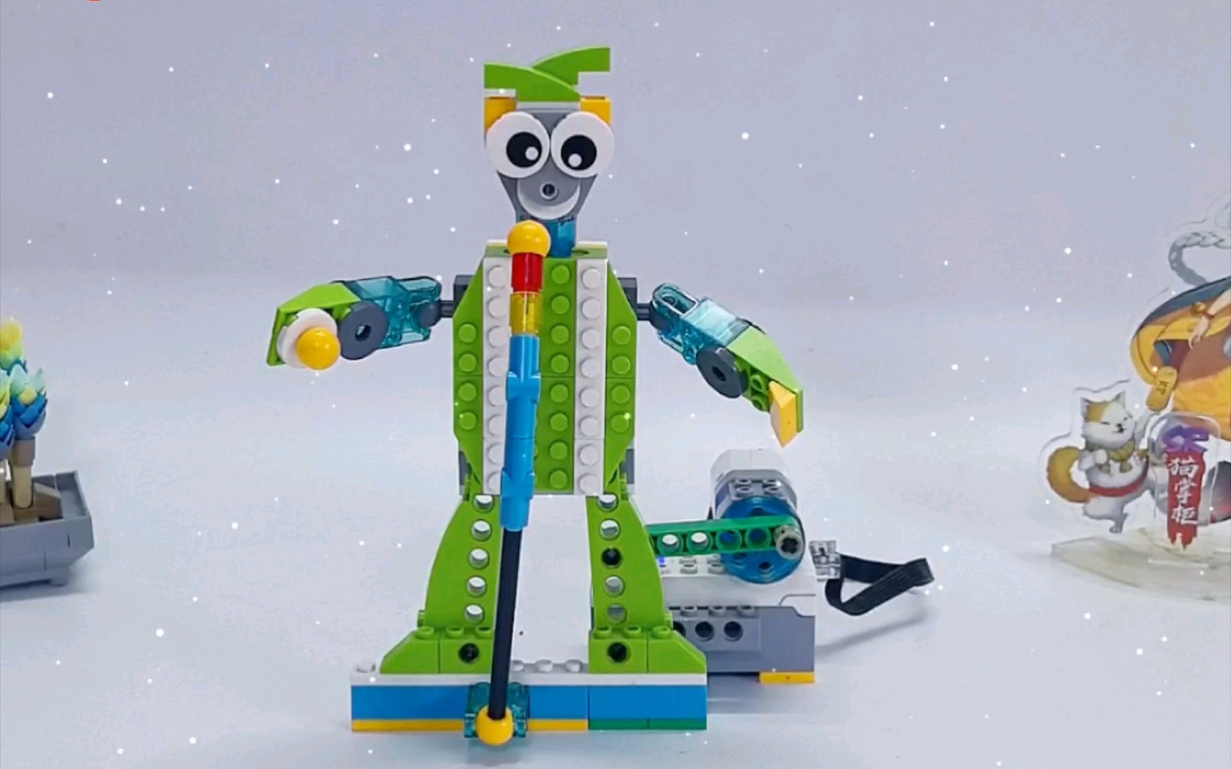 乐高wedo2.0:唱,跳,rap,篮……中分头,背带裤