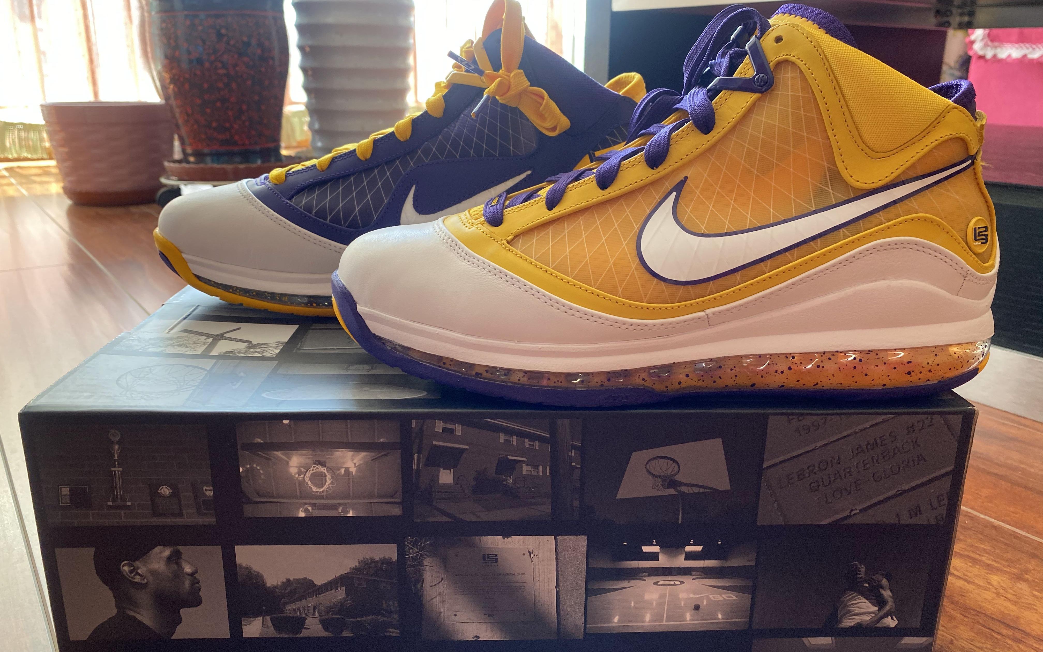 nike lebron 7 qs 紫金湖人配色 配色,做工和细节都很完美的一双好鞋