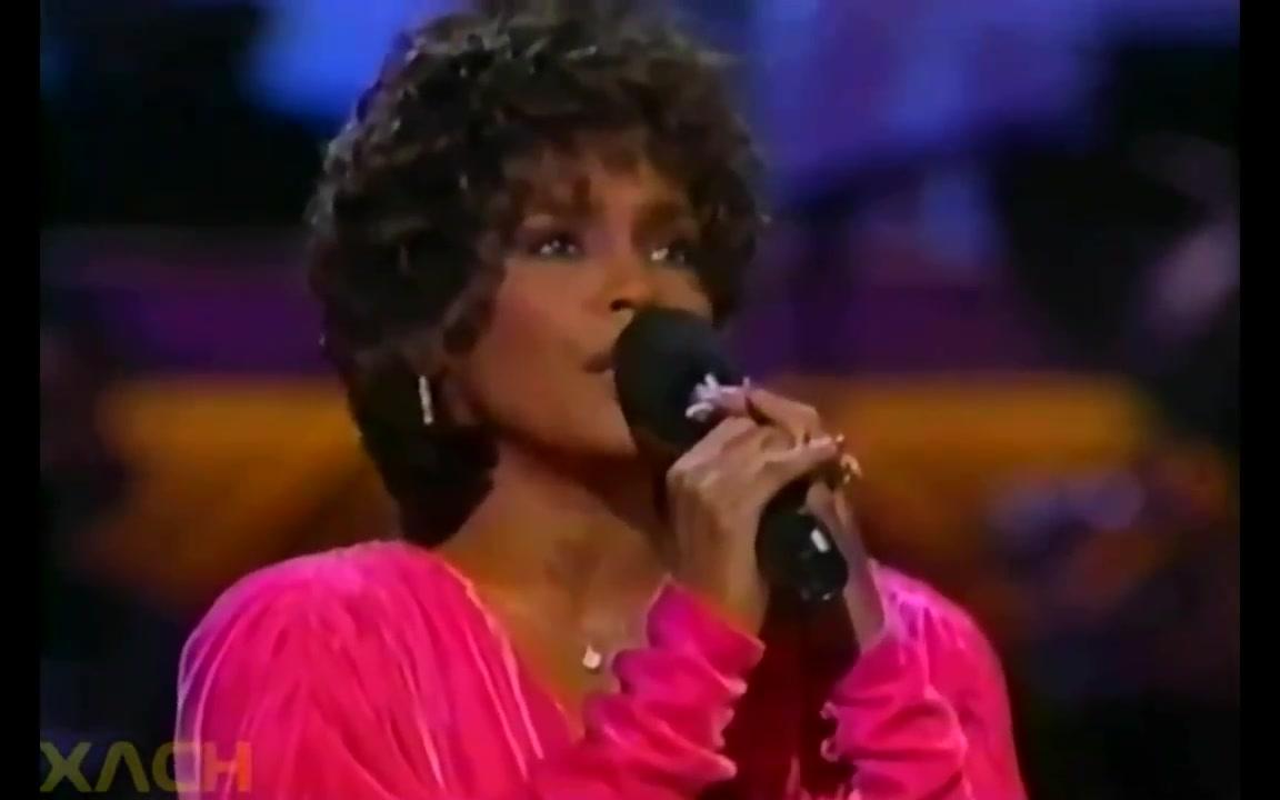 [图]【经典】Whitney Houston - One Moment In Time 1989.11.13