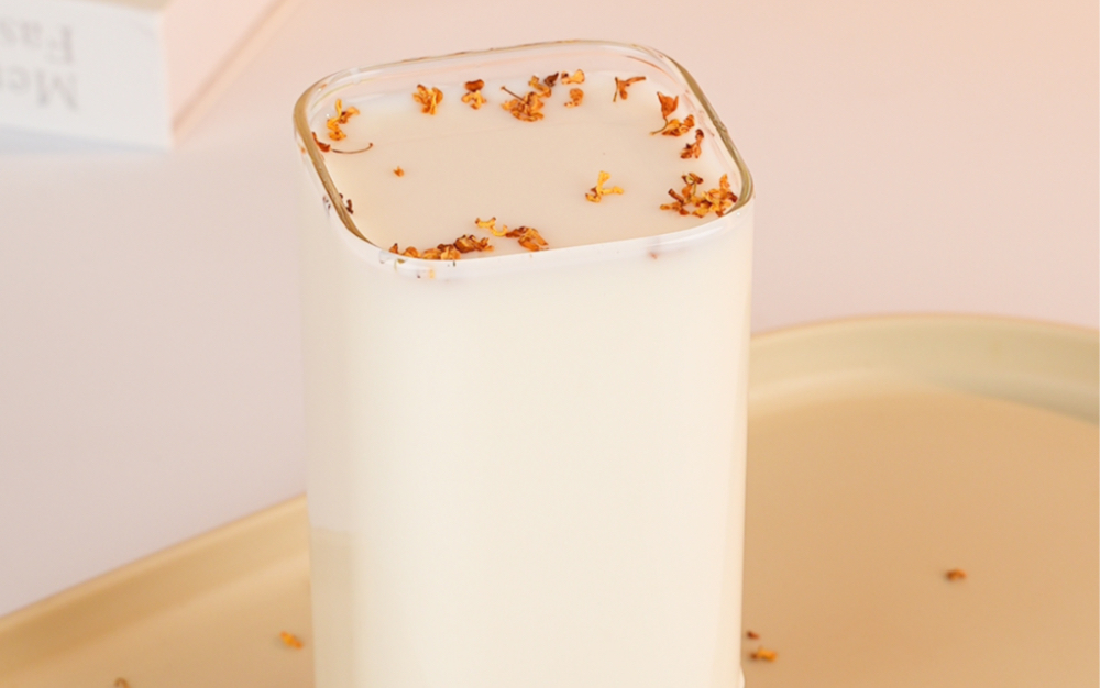 【在家也能做奶茶】之桂花牛乳茶,冷空气来袭,好喝暖身的热饮喝起来!