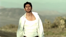 平井坚 Fake Star Mv 硬装直男结果惨遭拔光鸡毛落荒而逃 哔哩哔哩 つロ干杯 Bilibili