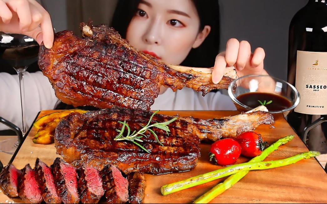 【fume_助眠】吃播|巨大的战斧牛排( 1080 x 1920 )