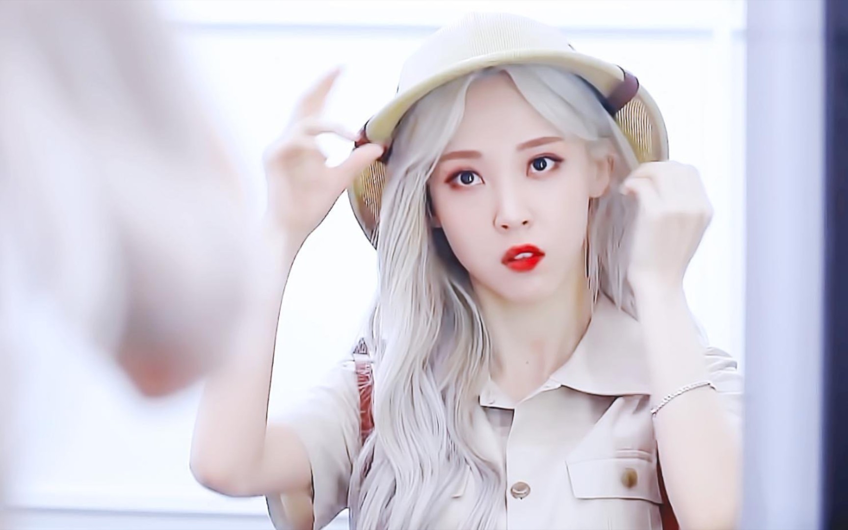 【文星伊】冷白皮的优越//7815白金发yyds7815